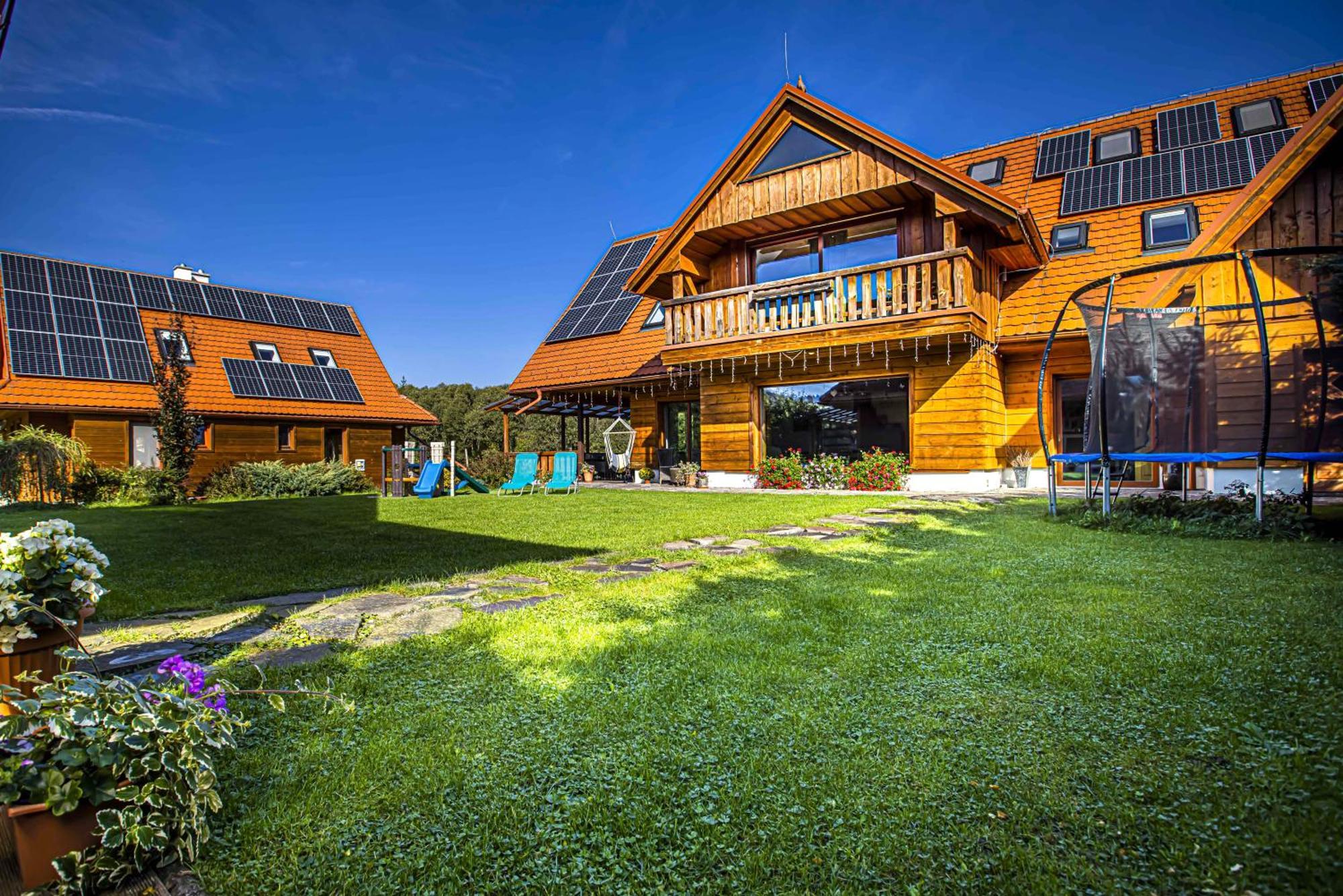 Holiday Home Holiday Raj Bešeňová Esterno foto